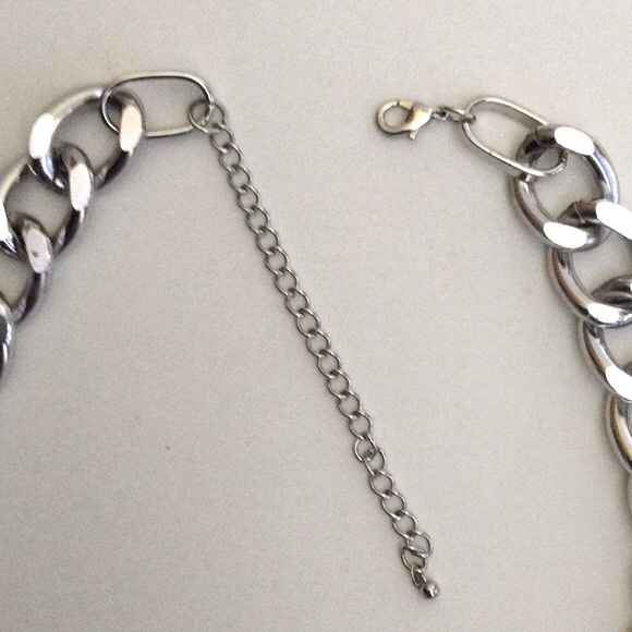 Chunky Silver Link Necklace - Picture 2 of 4